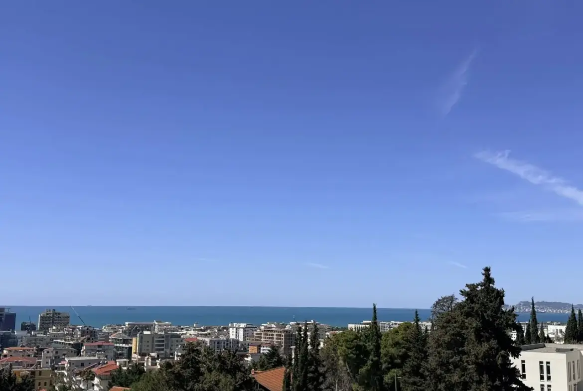 Villa For Sale With Swimming Pool In Golem Albania
