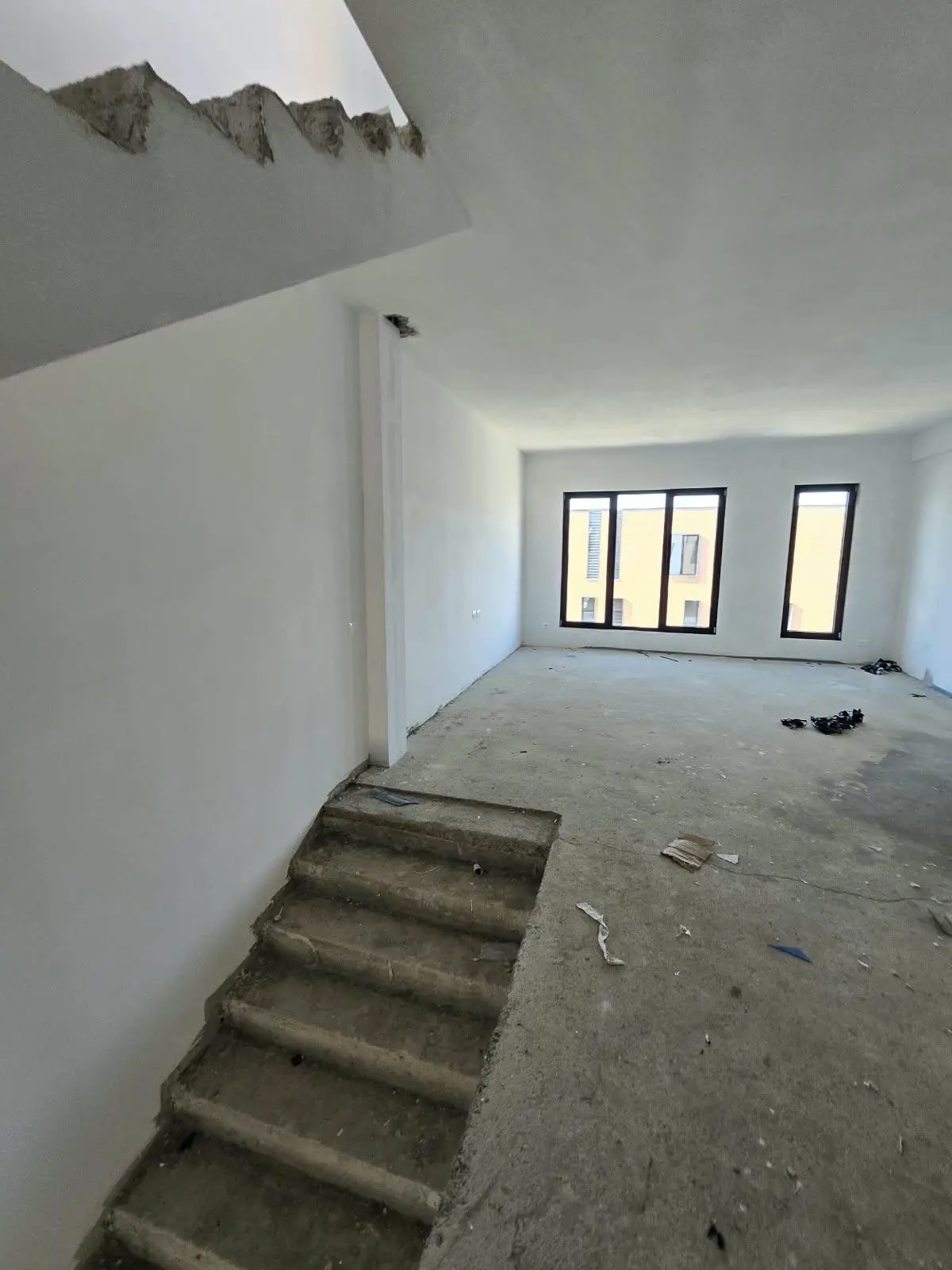 img-2 3 Storey Villa for Sale in Lundër, Tirana | 198.9 m²