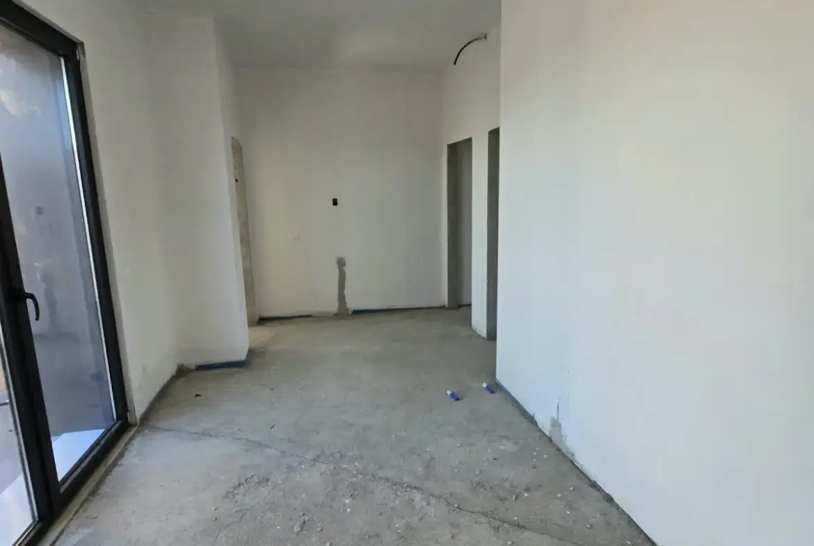3 Storey Villa for Sale in Lundër, Tirana | 198.9 m²