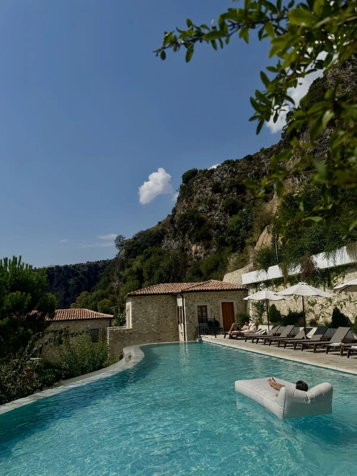 Private Villa for Sale in Saranda, Albania – With Swimming Pool & Property Surrounded by Nature