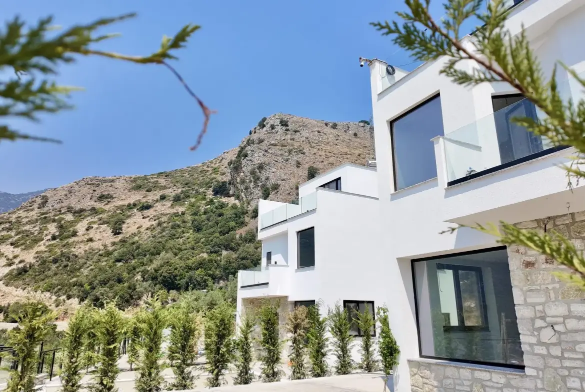 Luxury Villa NO.3 for Sale in Borsh, South Albania – High-End Design & Stunning Sea Views!