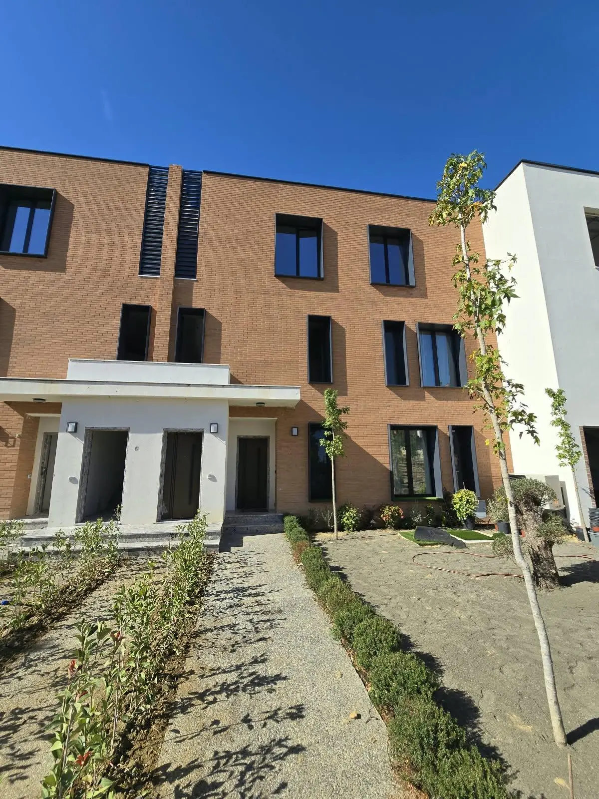 img6 3 Storey Villa for Sale in Lundër, Tirana | 198.9 m²