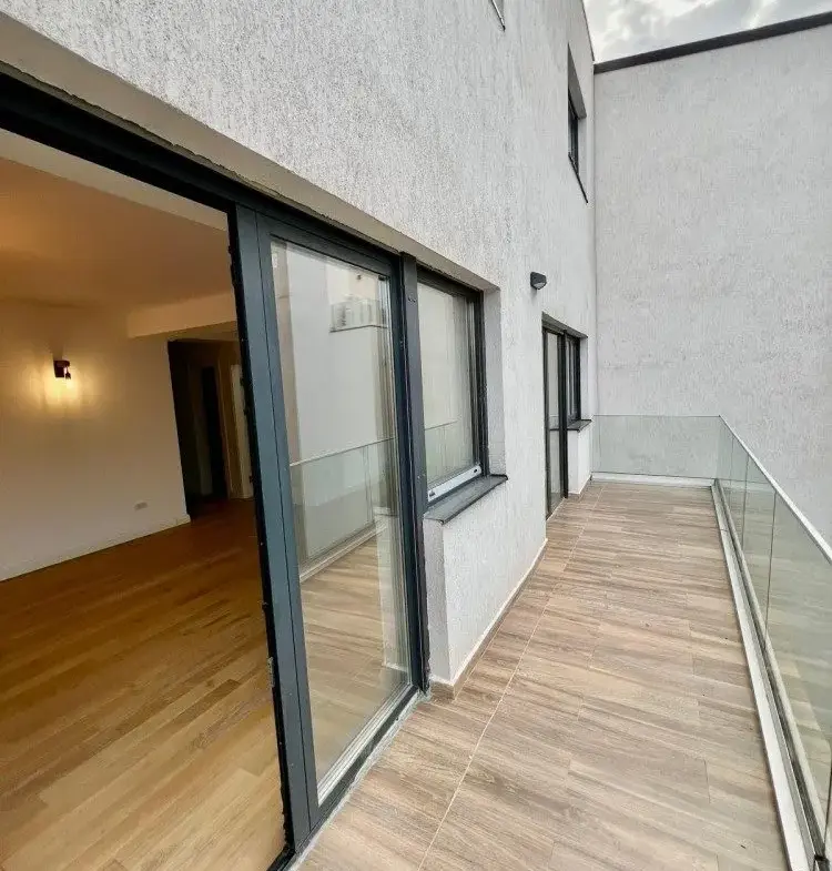 Boutique builting for sale Polona – Dorobanti area, 5 apartments, 6 parking places