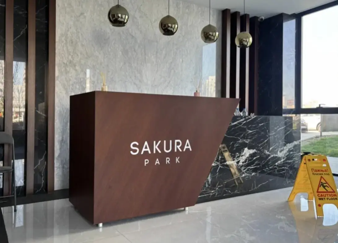 Luksuzan četvorosoban stan sa panoramskim pogledom na Novom Beogradu, Sakura Park