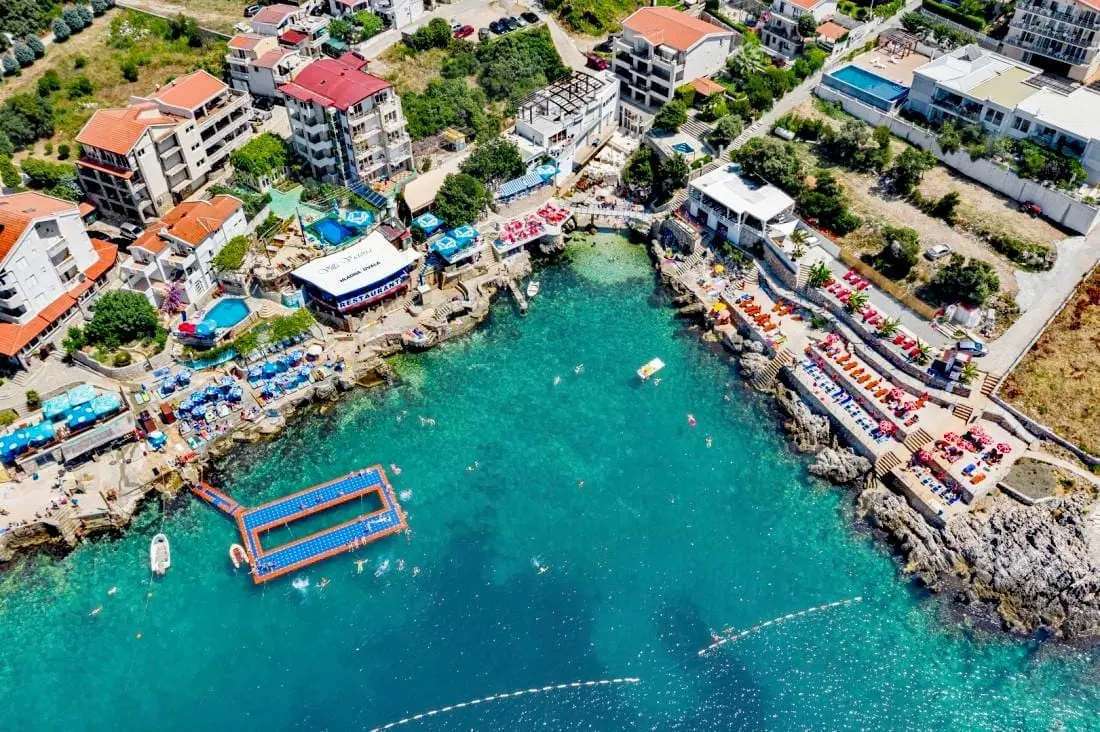 Luxury Villa for Sale in Utjeha – 475 m², Beachfront Gem