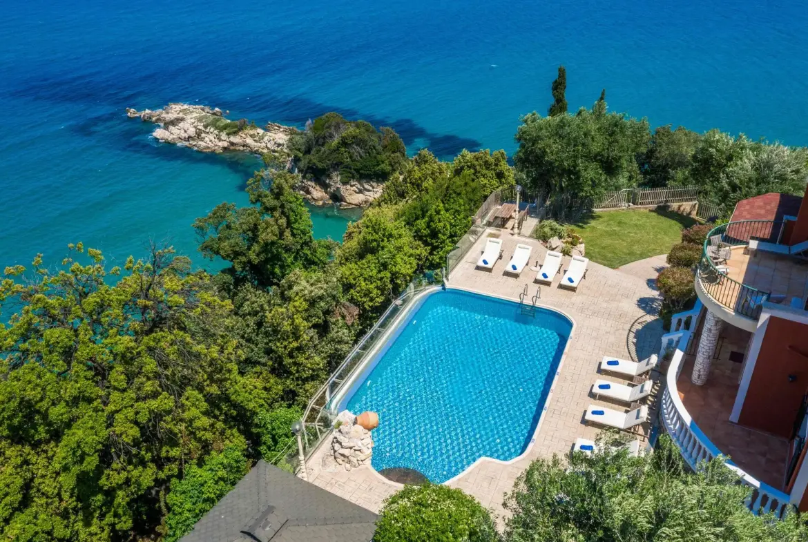 Pasithea – House in Corfu