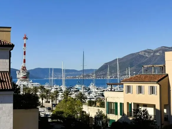 Penthouse Porto Montenegro — Zeta Building, 247 m², Full Capital Renovation 2025