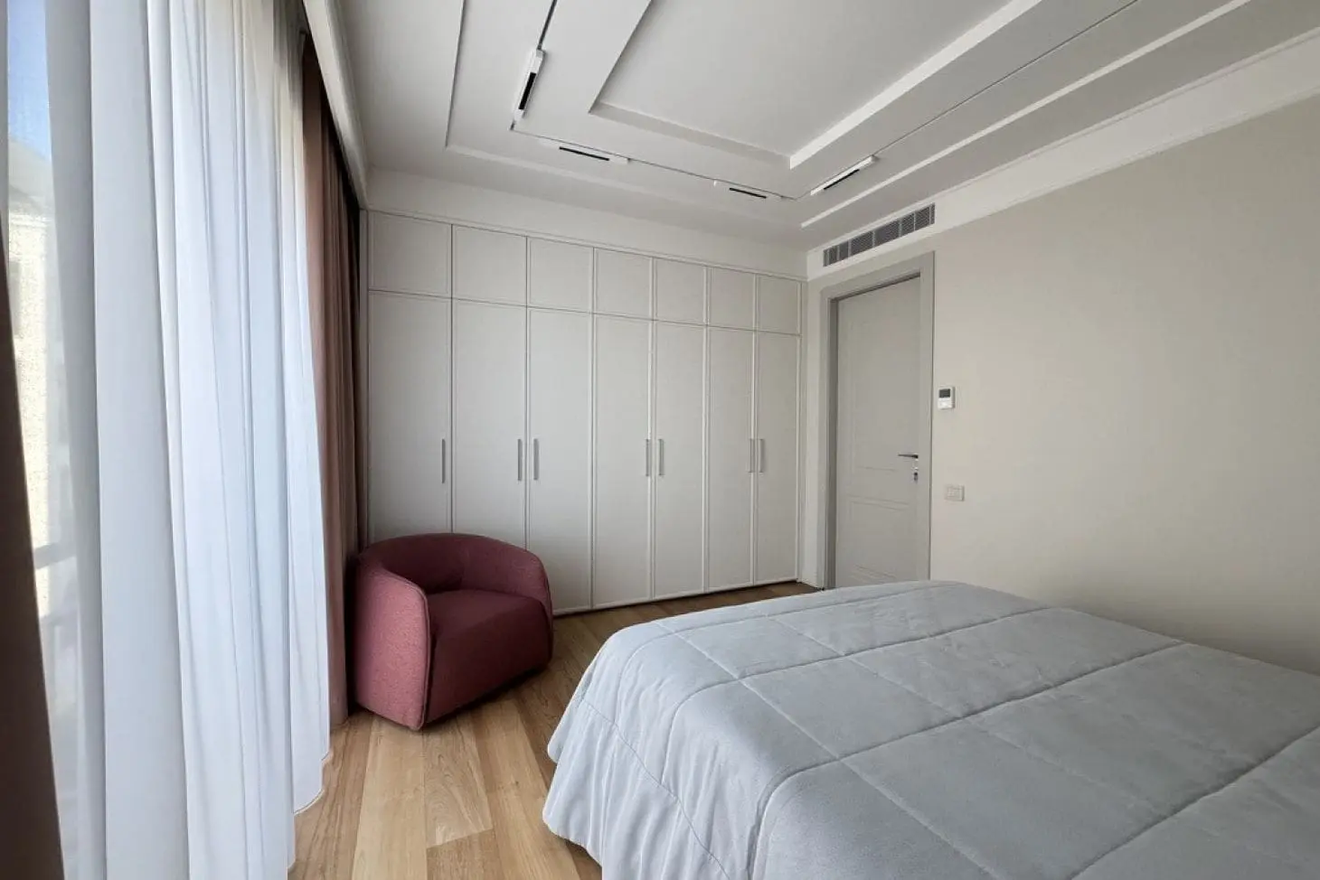 Penthouse Porto Montenegro — Zeta Building, 247 m², Full Capital Renovation 2025