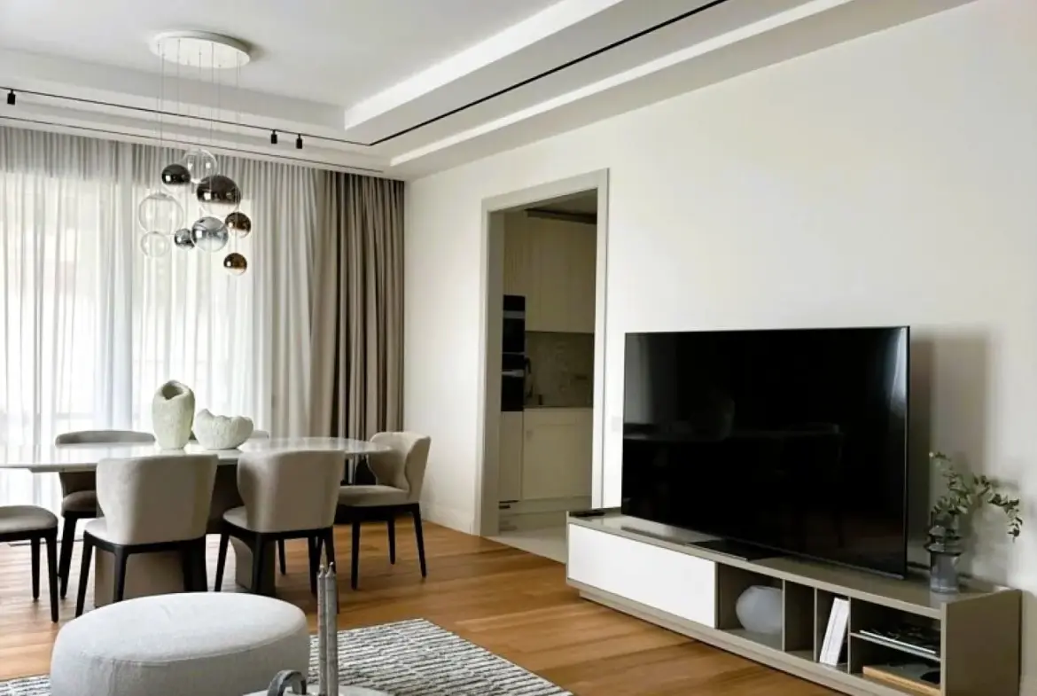 Penthouse Porto Montenegro — Zeta Building, 247 m², Full Capital Renovation 2025