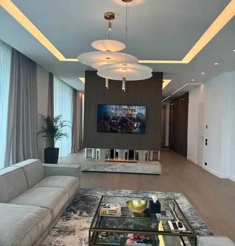 Beautiful penthouse for sale with amazing view to the lake 5 rooms Primaverii area, Bucharest
