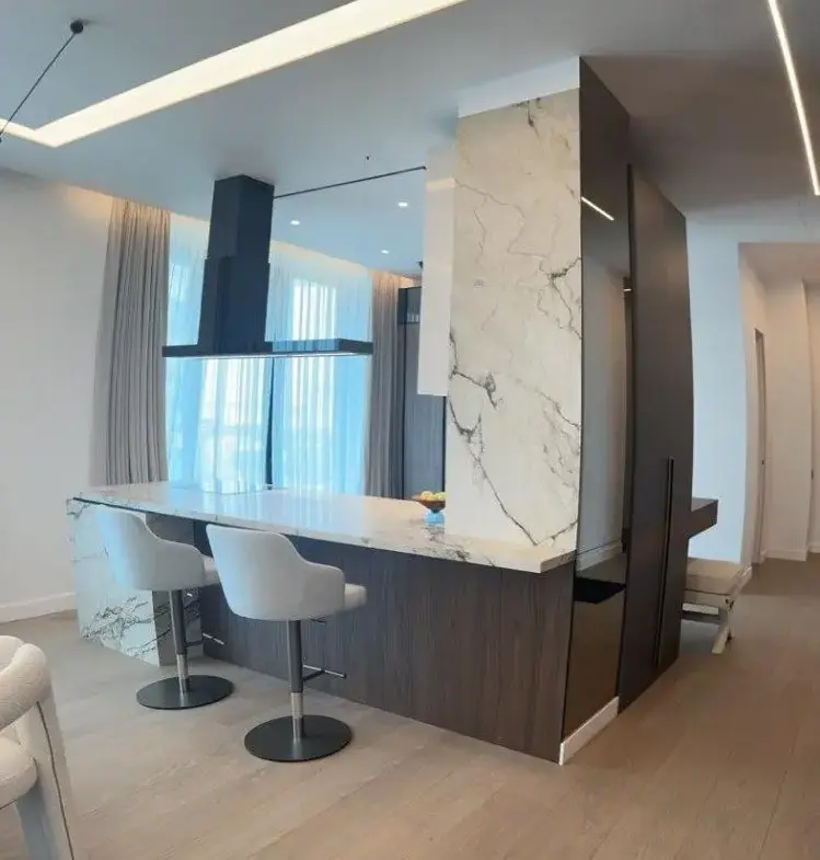 Beautiful penthouse for sale with amazing view to the lake 5 rooms Primaverii area, Bucharest