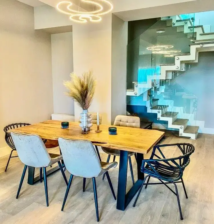 Penthouse for sale 4 rooms with 200 sqm rooftop, Pipera area 425 sqm
