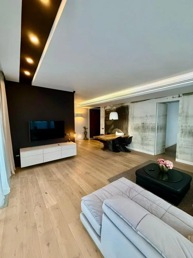 Penthouse for sale 4 rooms Baneasa – Herastrau area, Bucharest