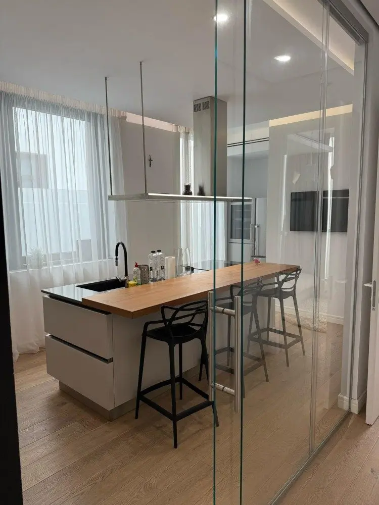Penthouse for sale 4 rooms Baneasa – Herastrau area, Bucharest