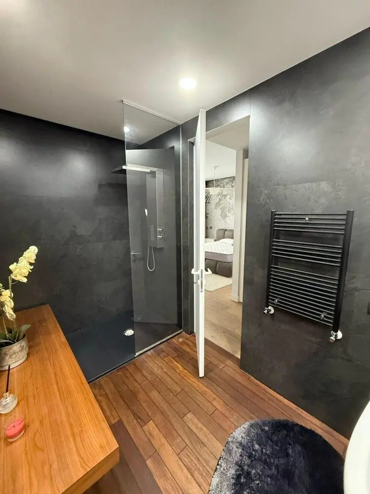Penthouse for sale 4 rooms Baneasa – Herastrau area, Bucharest
