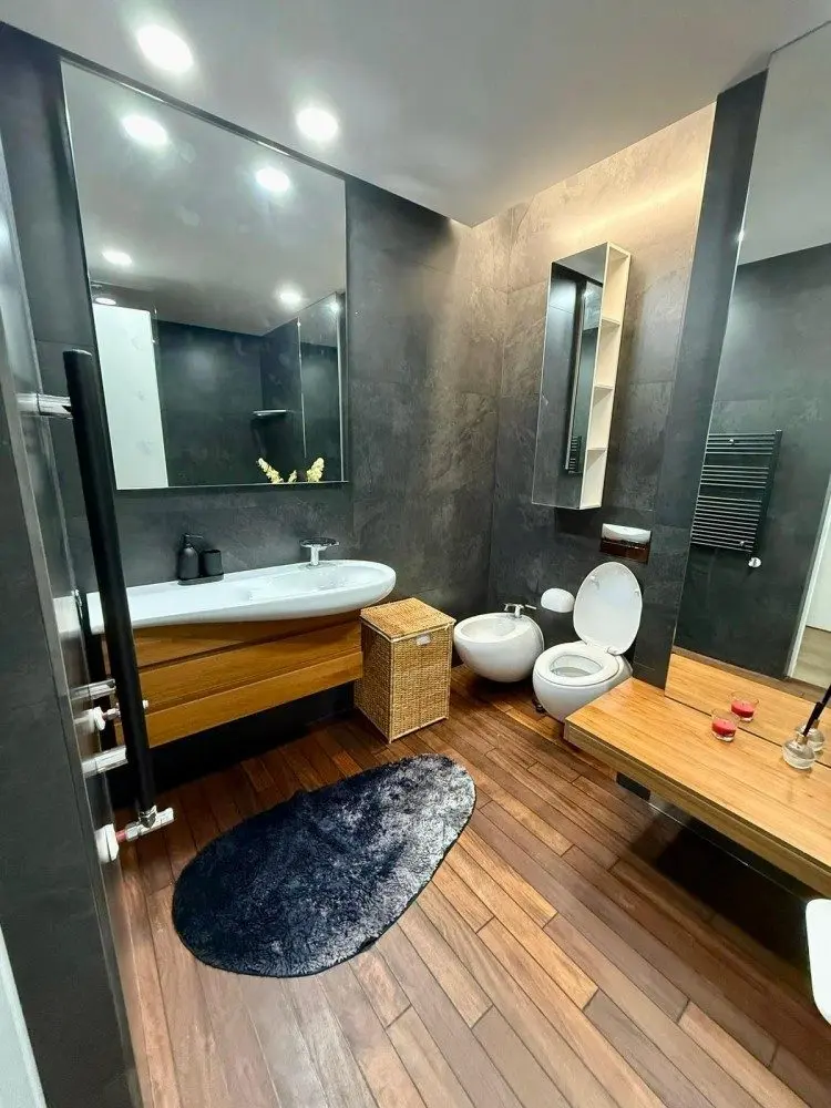 Penthouse for sale 4 rooms Baneasa – Herastrau area, Bucharest