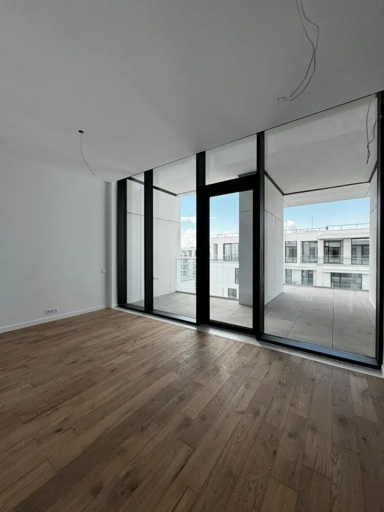 Penthouse for sale 4 rooms Cotroceni – Academia Militara area, Bucharest