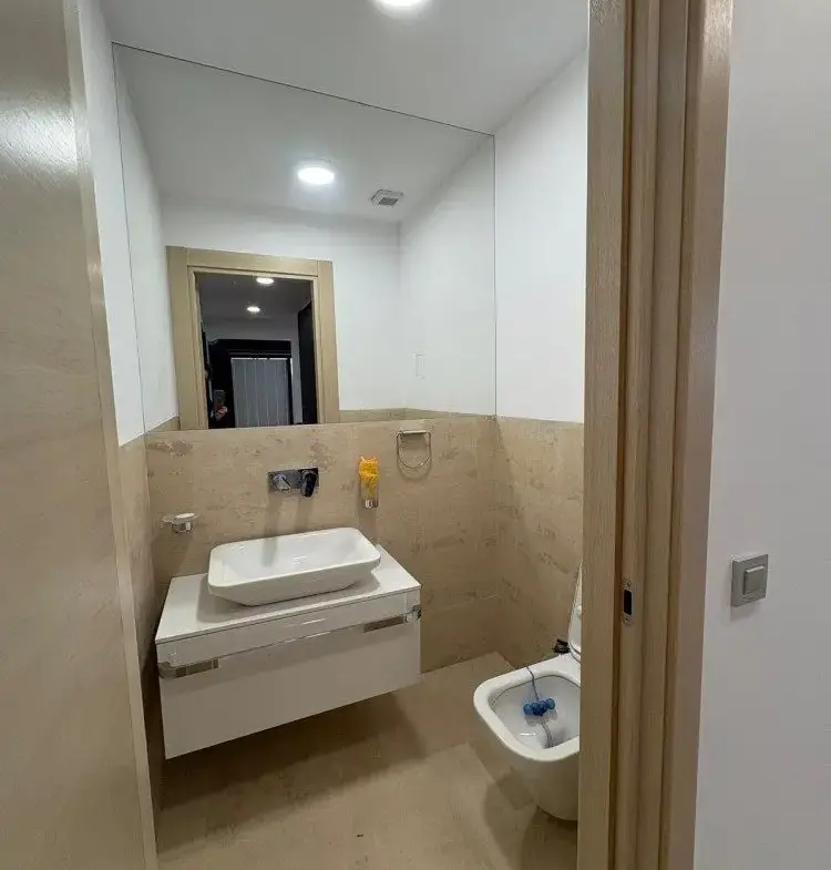 Penthouse for sale 5 rooms Batistei – Intercontinental area, Bucharest