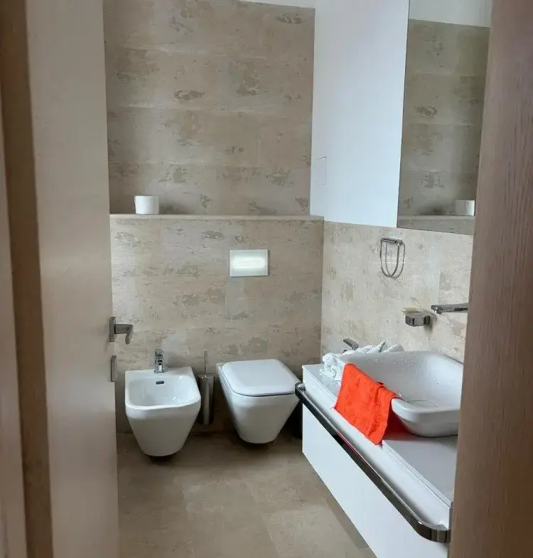 Penthouse for sale 5 rooms Batistei – Intercontinental area, Bucharest
