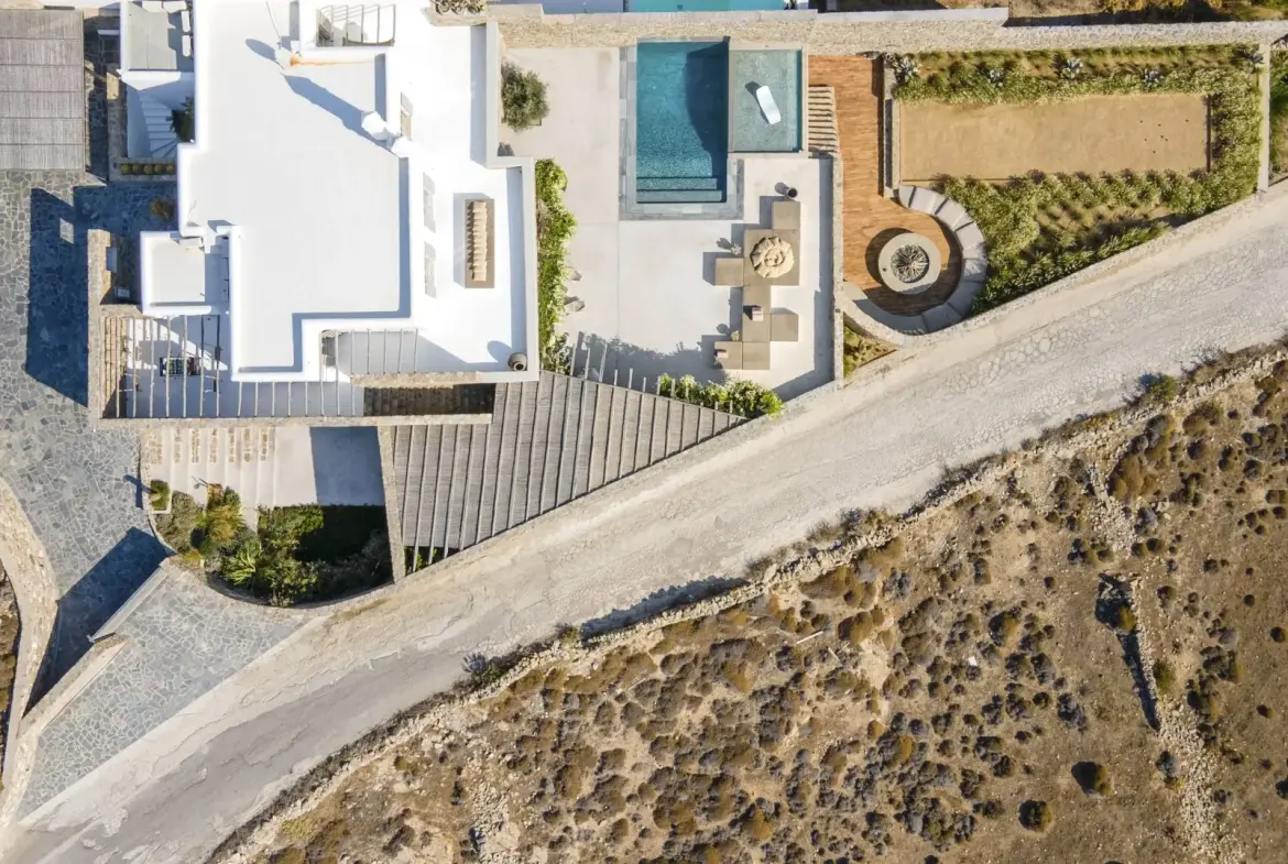 Iliachtida – House in Mykonos