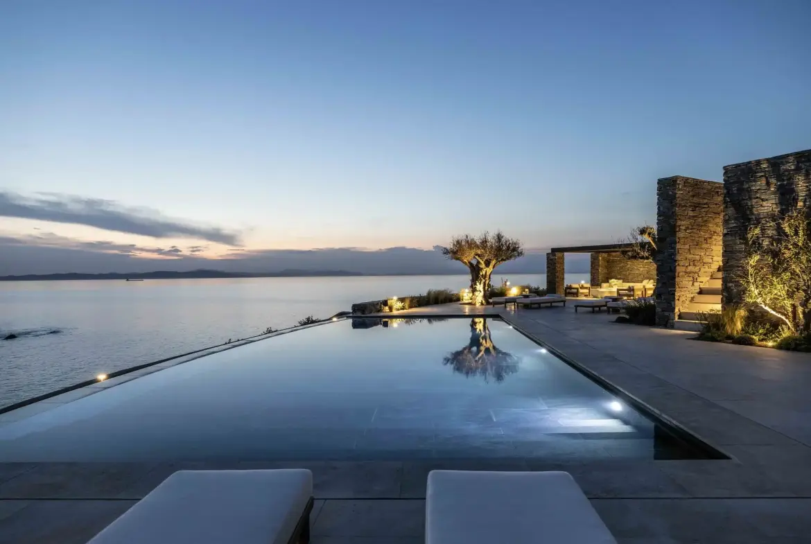 Aesthese – House in Kea