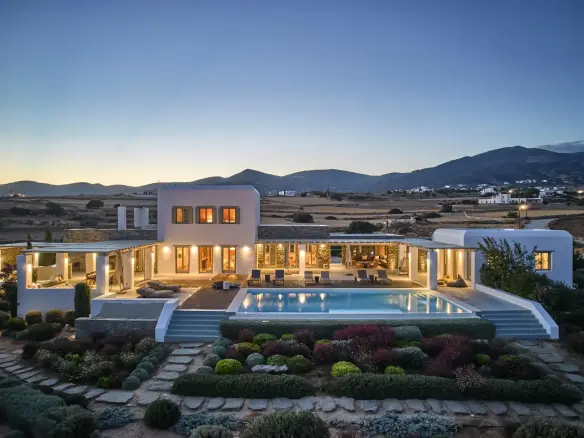 Agape – House in Paros