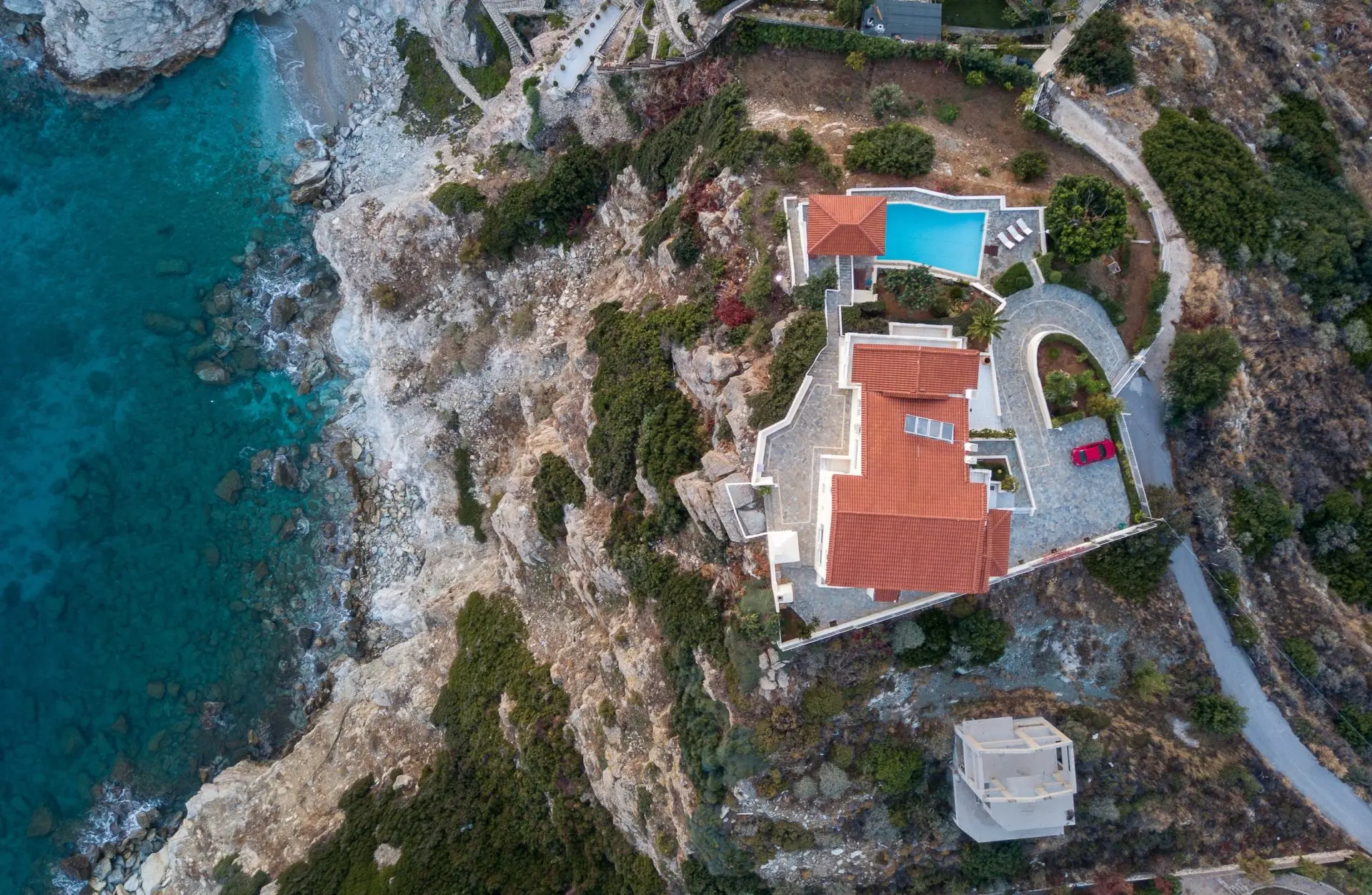 sothebys-greece-akron-2026-08-26_12-17-57_415987 Akron – House with guest house in Heraklion