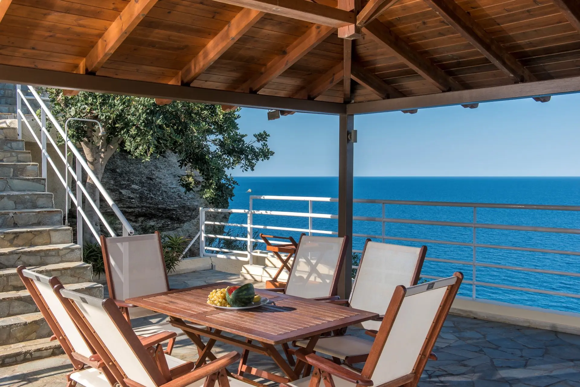 sothebys-greece-akron-2026-08-26_12-18-24_444219 Akron – House with guest house in Heraklion