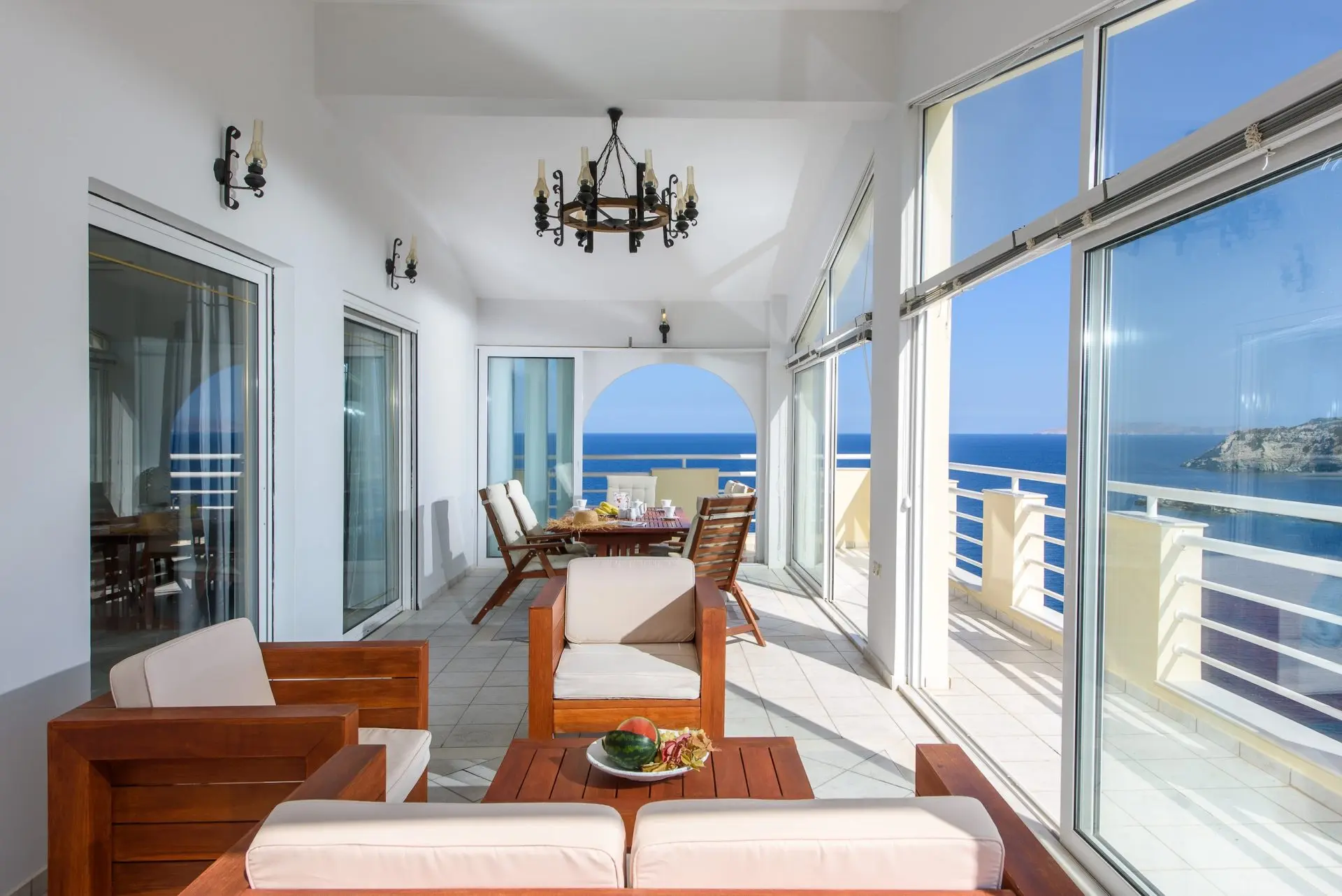 sothebys-greece-akron-2026-08-26_12-19-13_449860 Akron – House with guest house in Heraklion