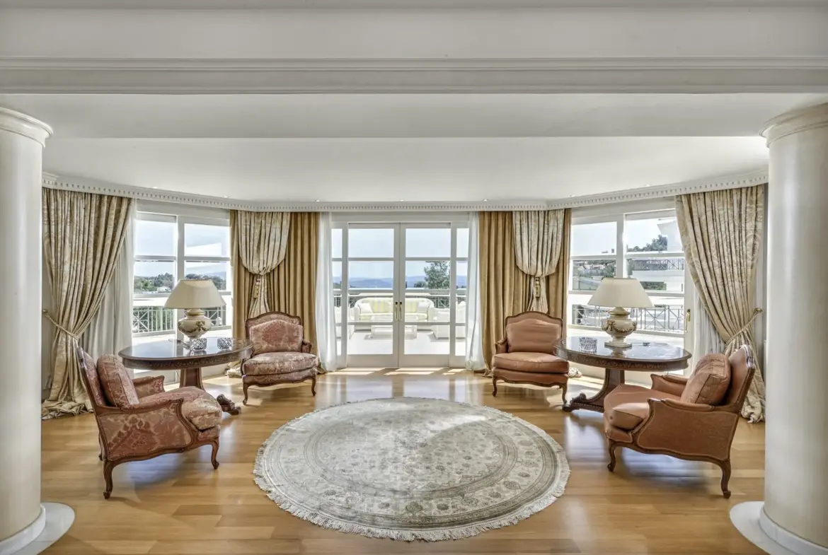 Altair – House in Athens Northern Suburbs