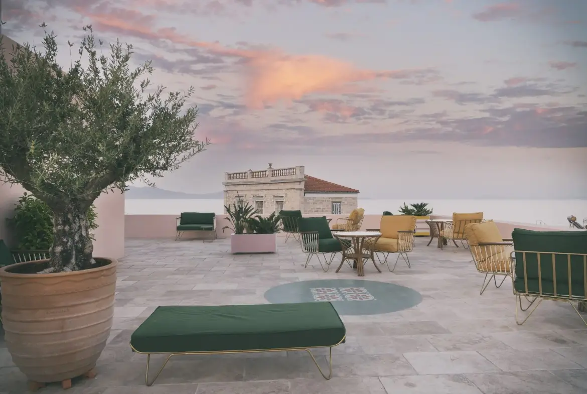 Andromeda – House in Syros