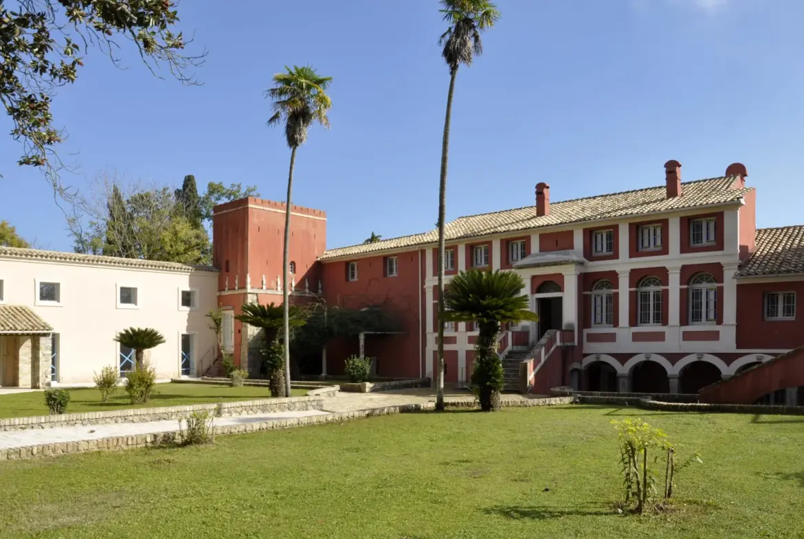 Antico Rosso – Villa in Corfu