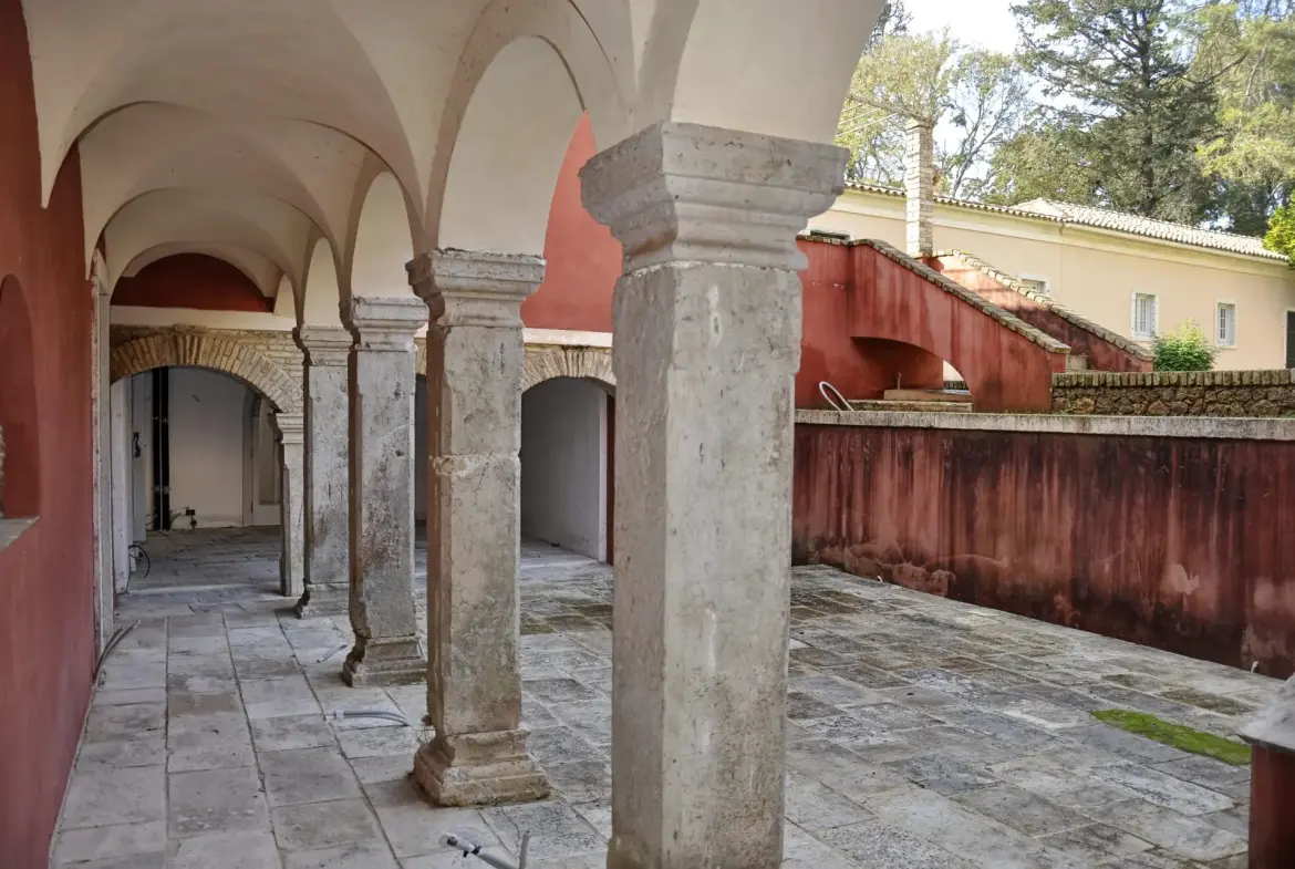 Antico Rosso – Villa in Corfu