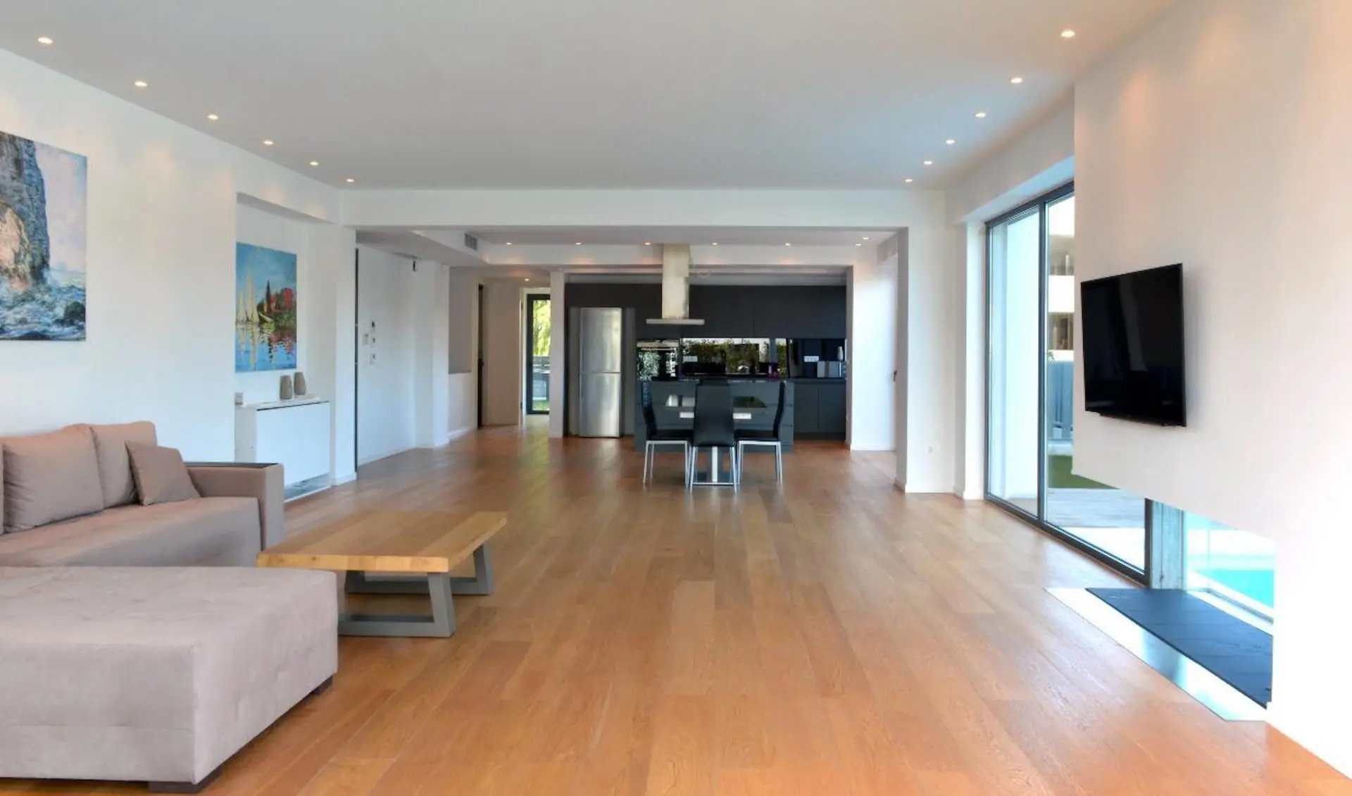 Artemisia – Apartment in Athens Riviera