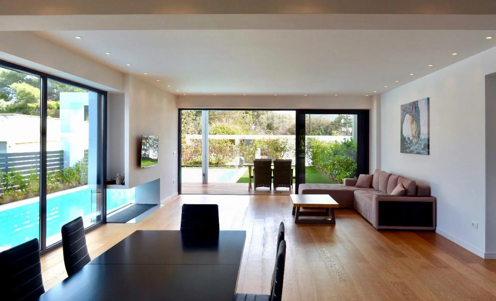 Artemisia – Apartment in Athens Riviera