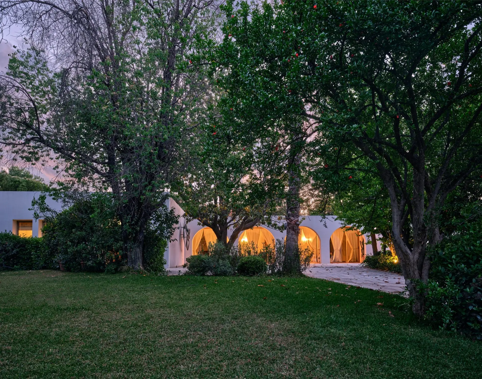 Athenia – House with guest house in Psichiko