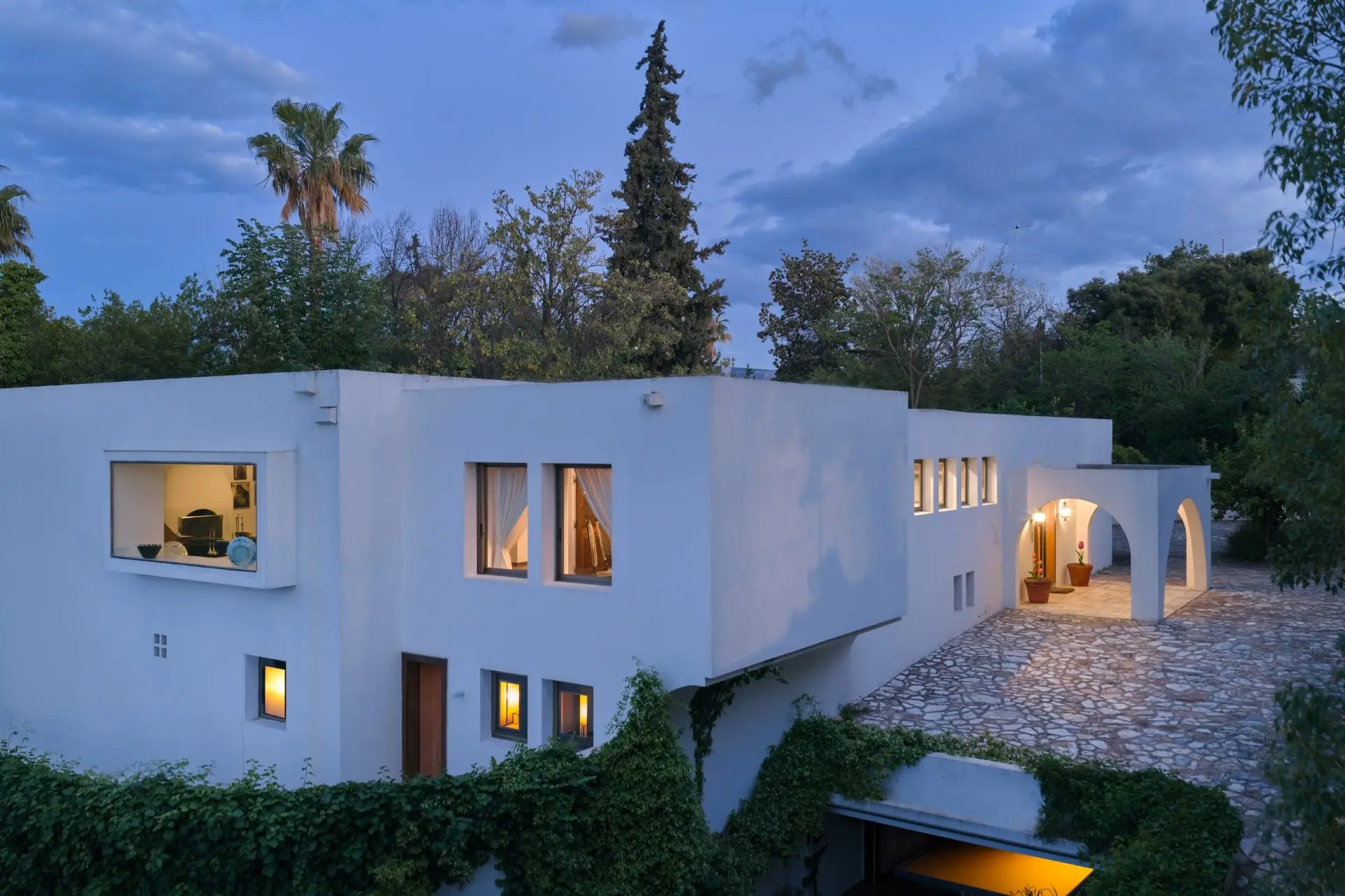 Athenia – House with guest house in Psichiko