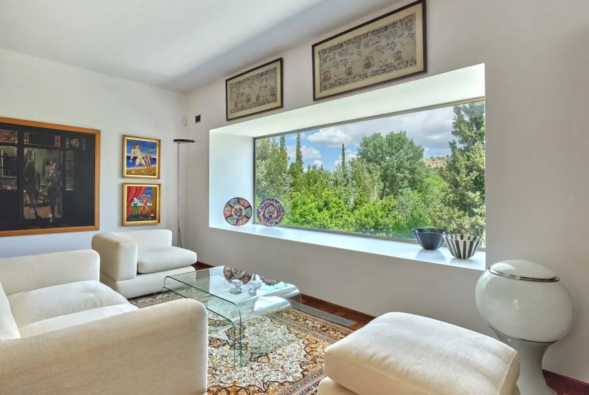 Athenia – House with guest house in Psichiko