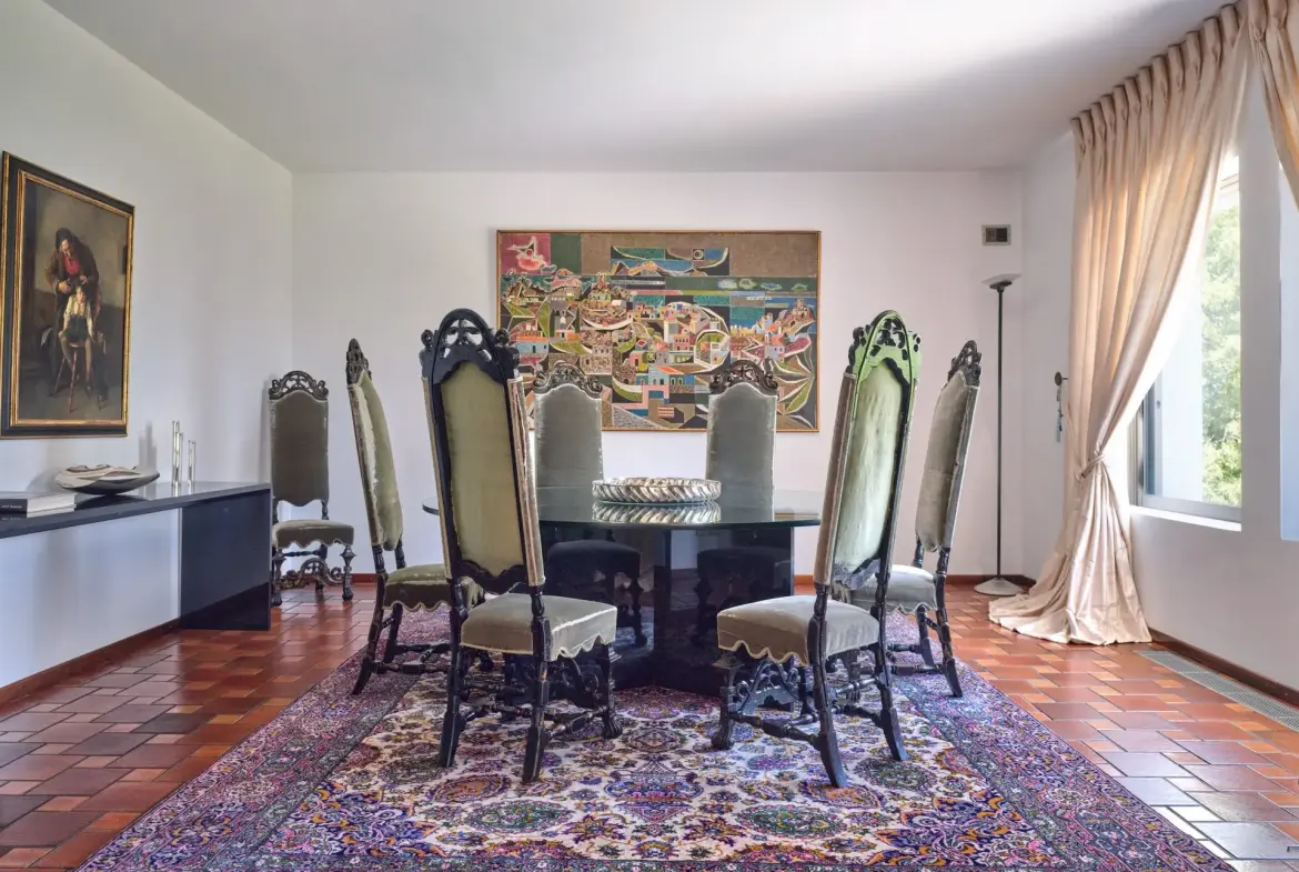Athenia – House with guest house in Psichiko