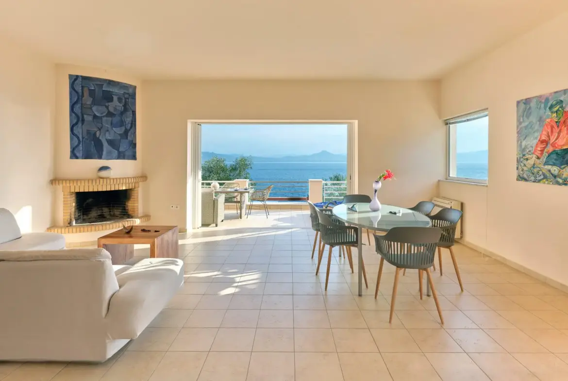 Aurora – House in Loutraki