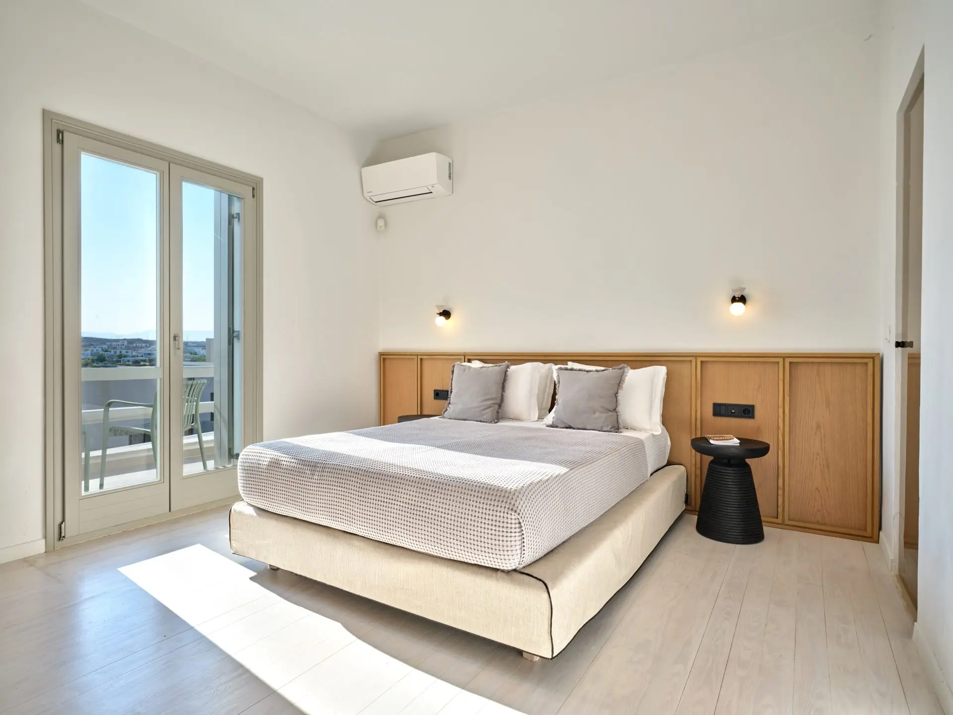 Silvercrest – House in Paros