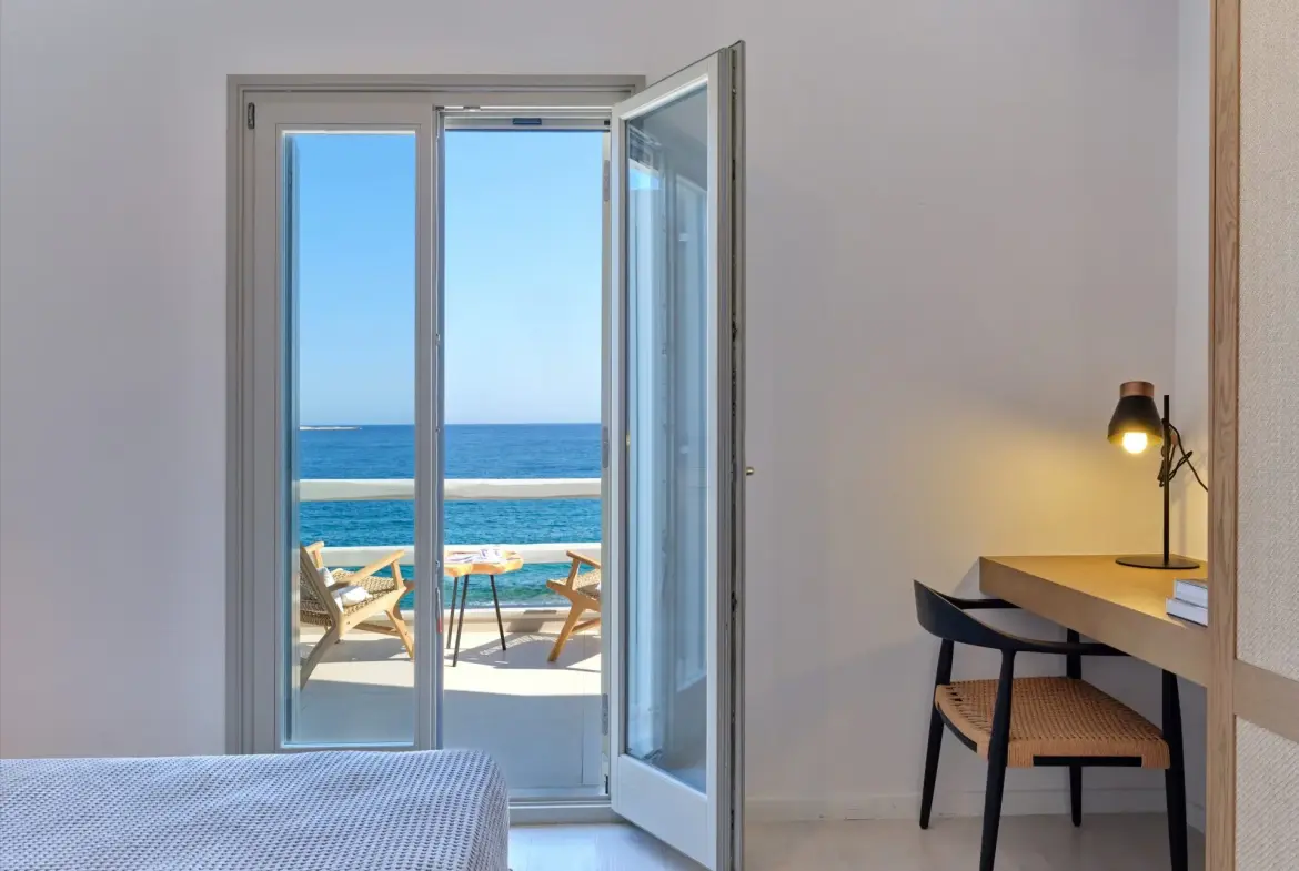 Silvercrest – House in Paros