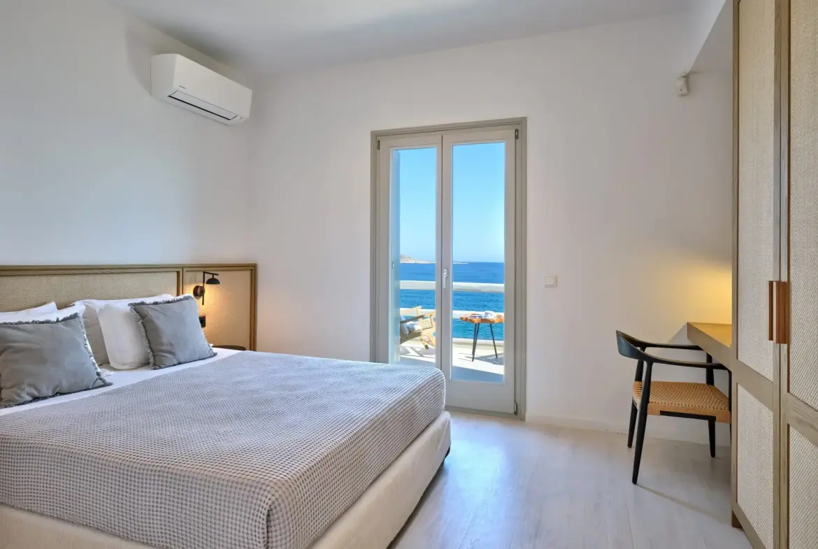 Silvercrest – House in Paros
