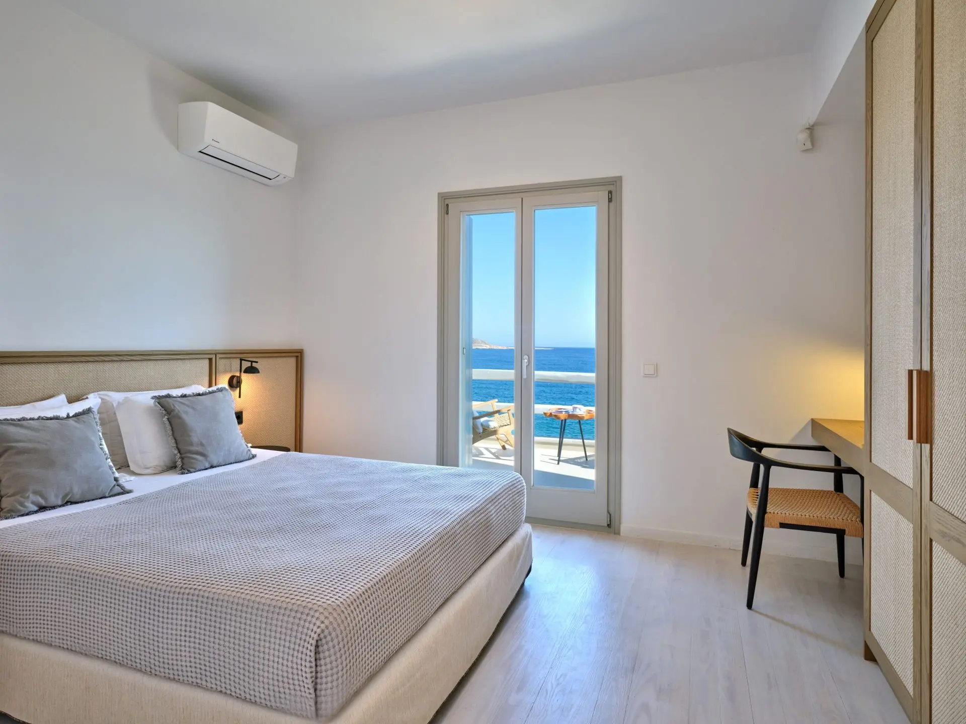 Silvercrest – House in Paros
