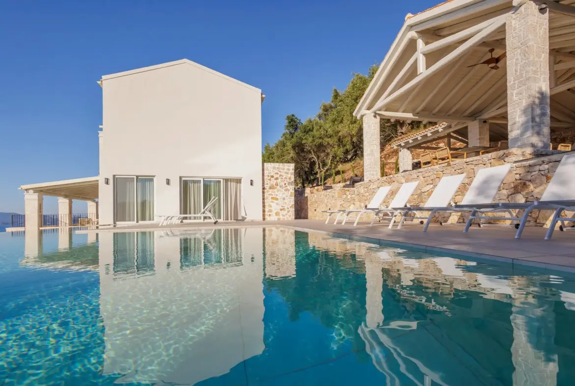 Avelis – House in Corfu
