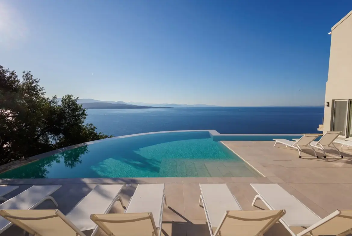 Avelis – House in Corfu