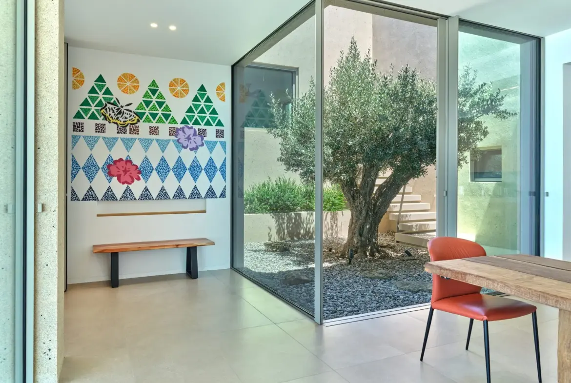Axis – Commercial property in Tinos