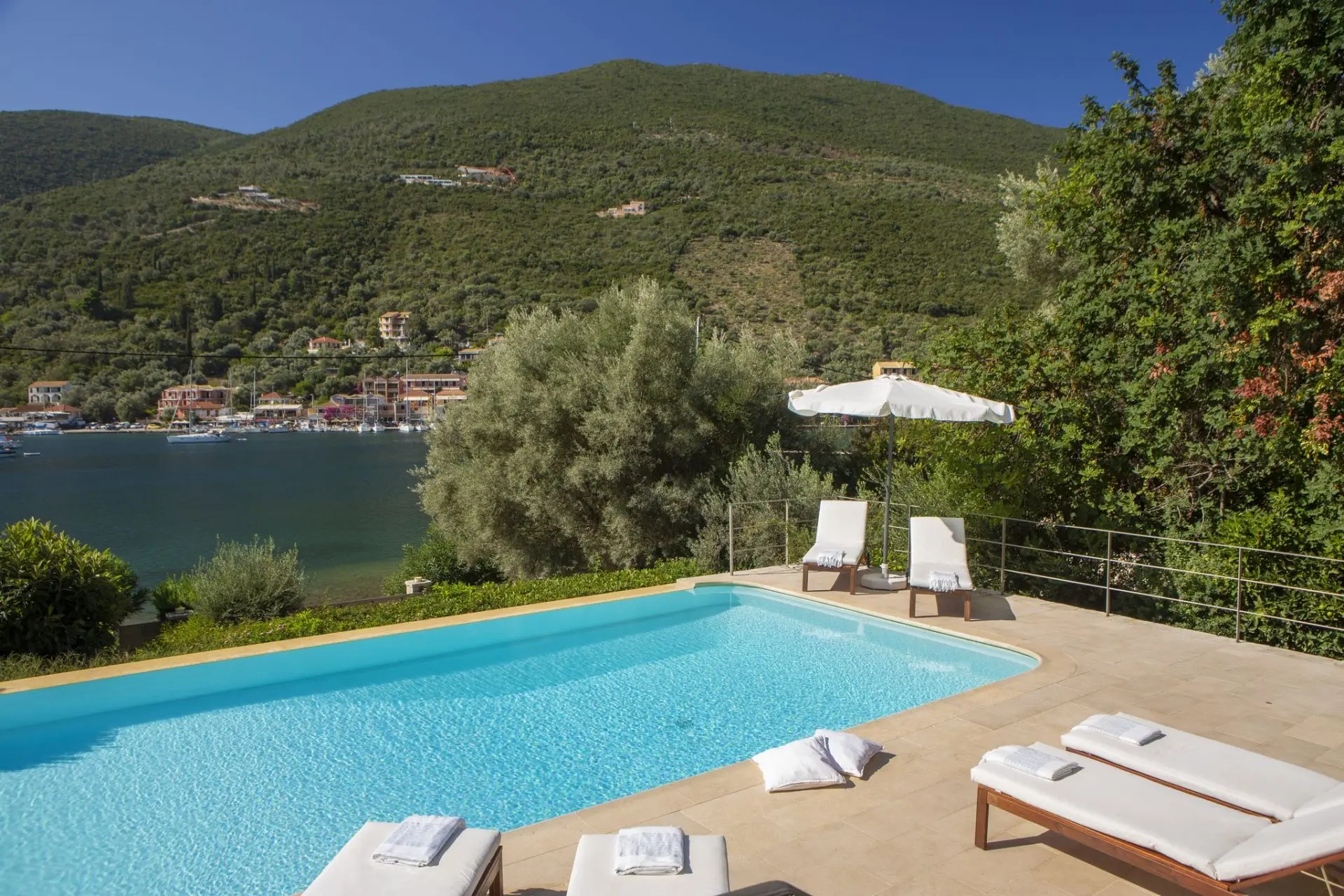 Azure Dream – House in Lefkada