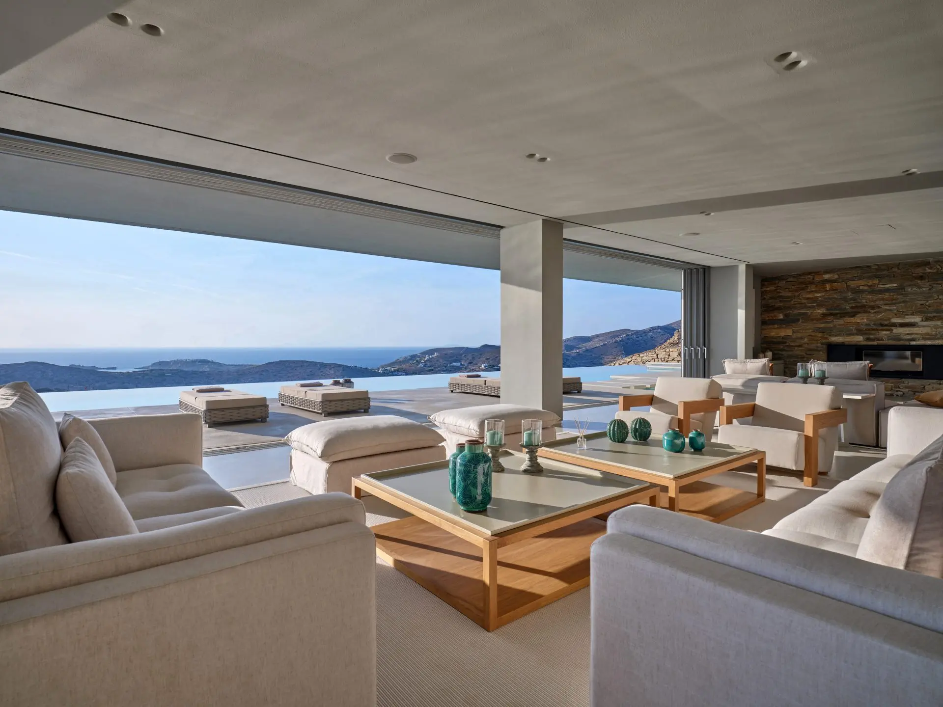 sothebys-greece-azurine-2021-11-22_11-06-14_868637 Azurine – House in Ios