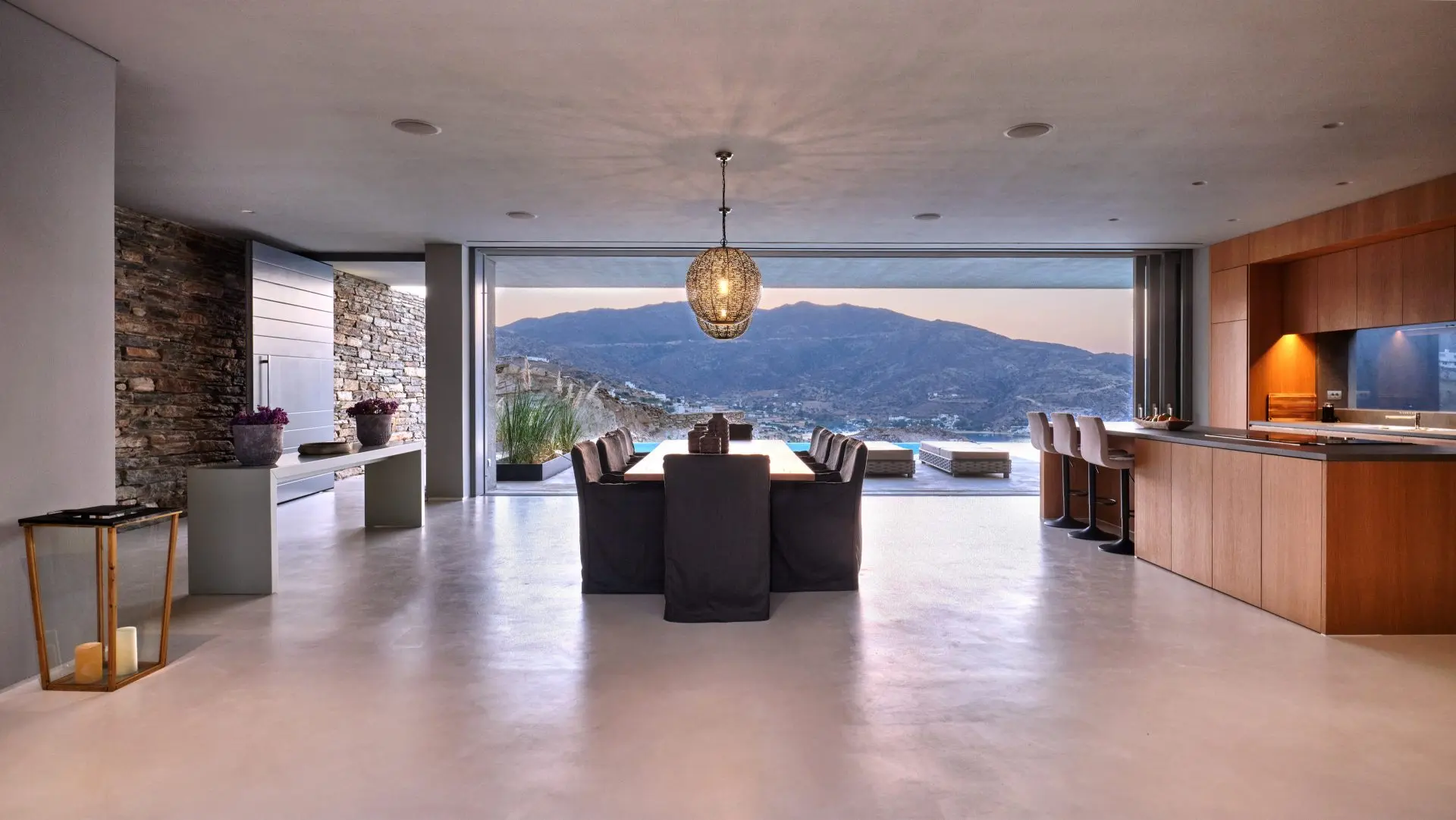 sothebys-greece-azurine-2021-11-22_11-07-45_489361 Azurine – House in Ios